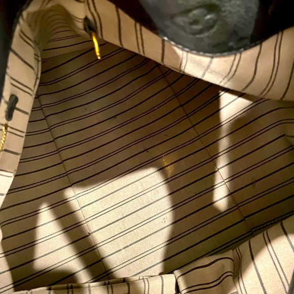 Louis Vuitton Artsy MM - Picture 15 of 16